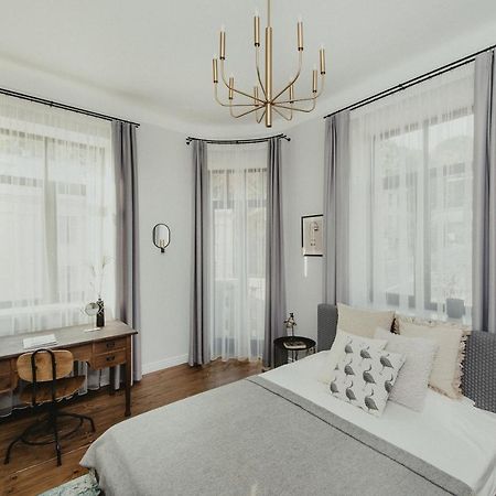 Cozy Apartment Near Zalgirio Arena By Urban Rent Каунас Екстериор снимка