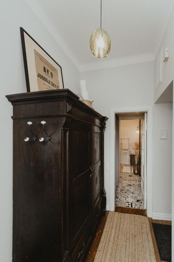 Cozy Apartment Near Zalgirio Arena By Urban Rent Каунас Екстериор снимка