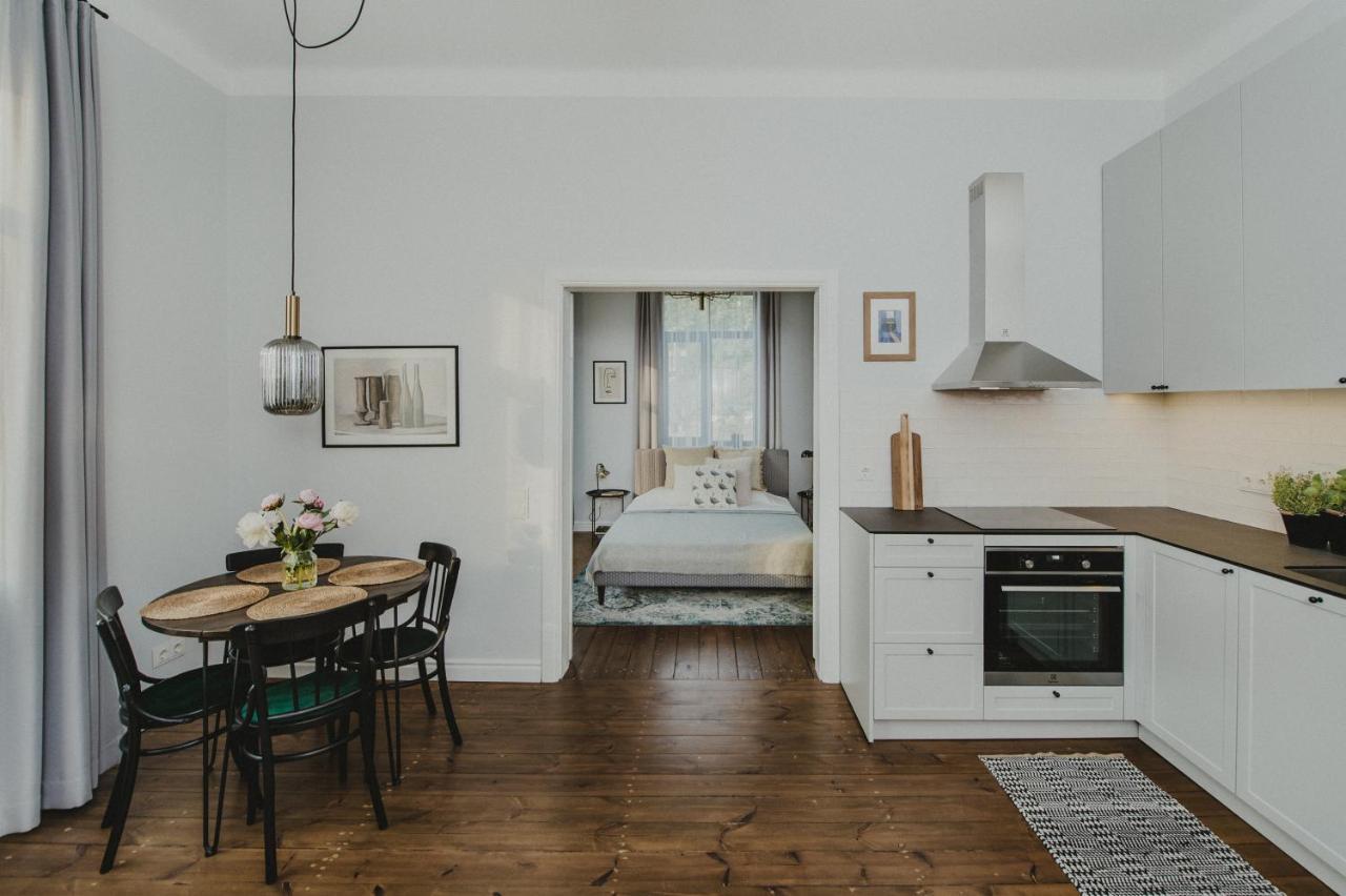 Cozy Apartment Near Zalgirio Arena By Urban Rent Каунас Екстериор снимка
