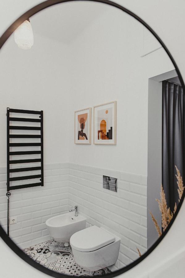 Cozy Apartment Near Zalgirio Arena By Urban Rent Каунас Екстериор снимка