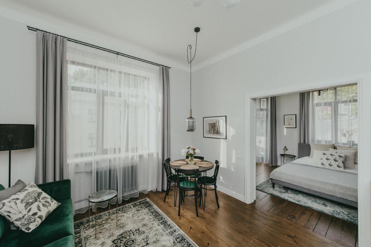 Cozy Apartment Near Zalgirio Arena By Urban Rent Каунас Екстериор снимка